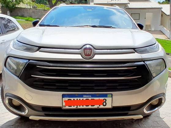 FIAT TORO 2.0 16V TURBO DIESEL VOLCANO 4WD AT9